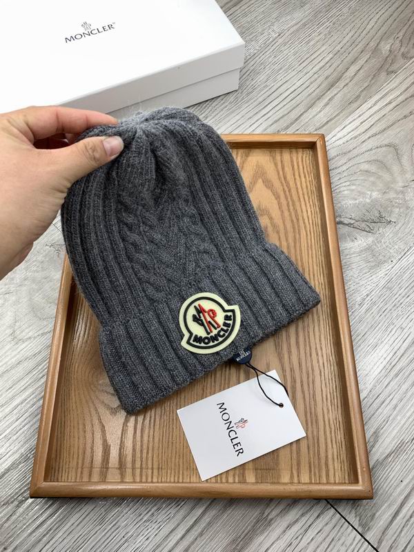 Moncler hat dx (736)