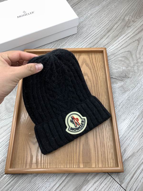 Moncler hat dx (744)