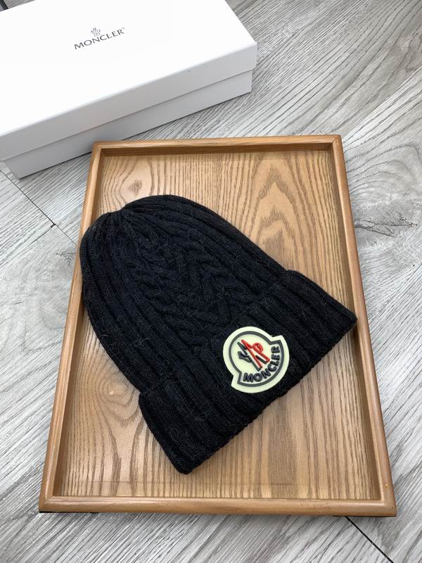 Moncler hat dx (746)