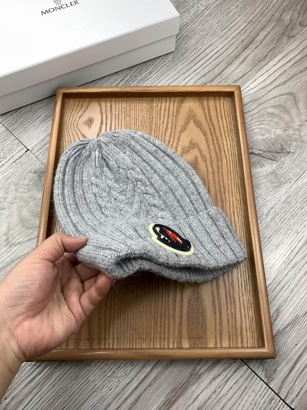 Moncler hat dx (752)