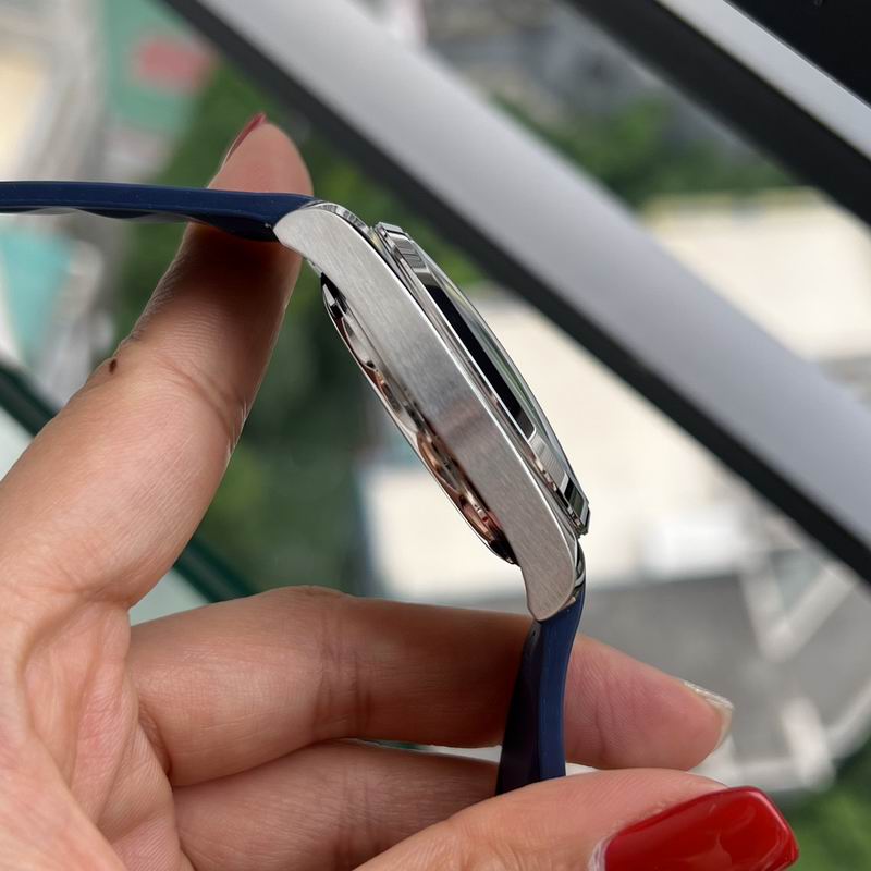 Omega 41mm 42-Aqua Terra (3)