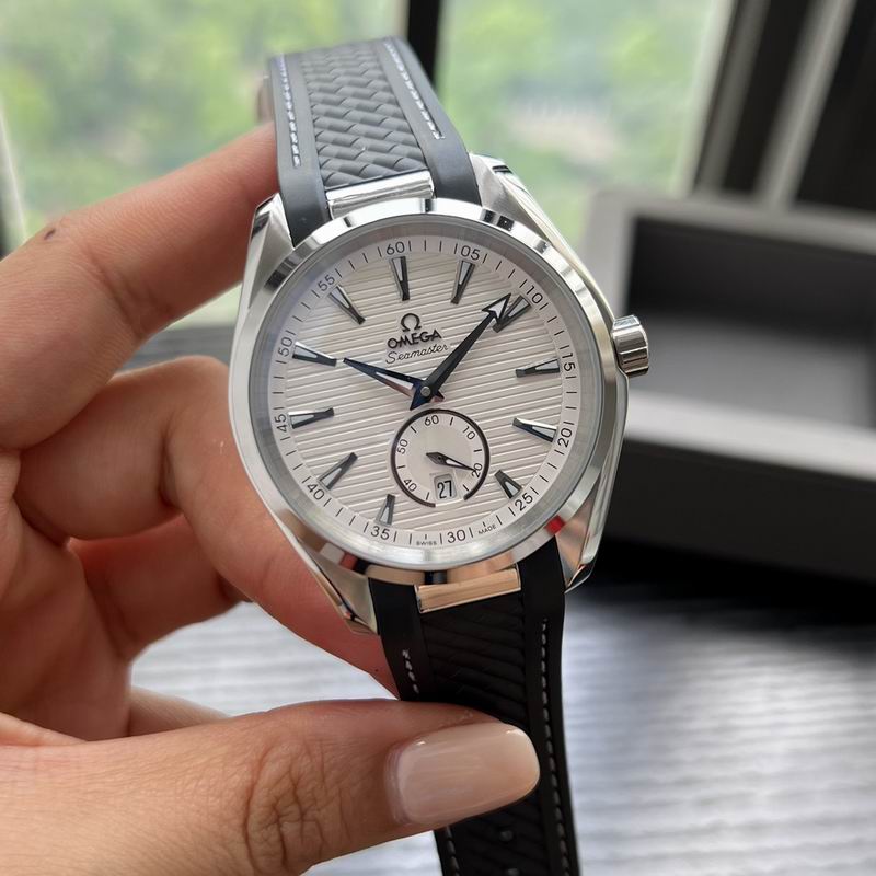 Omega 41mm 44-Aqua Terra (7)