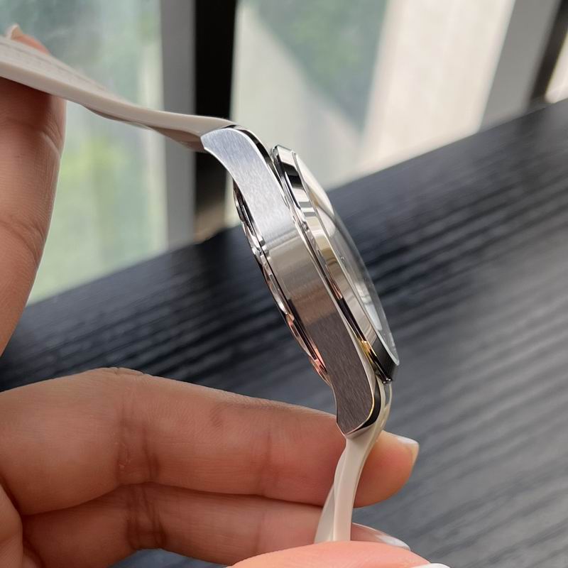 Omega 41mm 45-Aqua Terra (3)