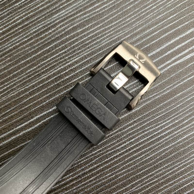 Omega 42mm 15-Seamaster (1)