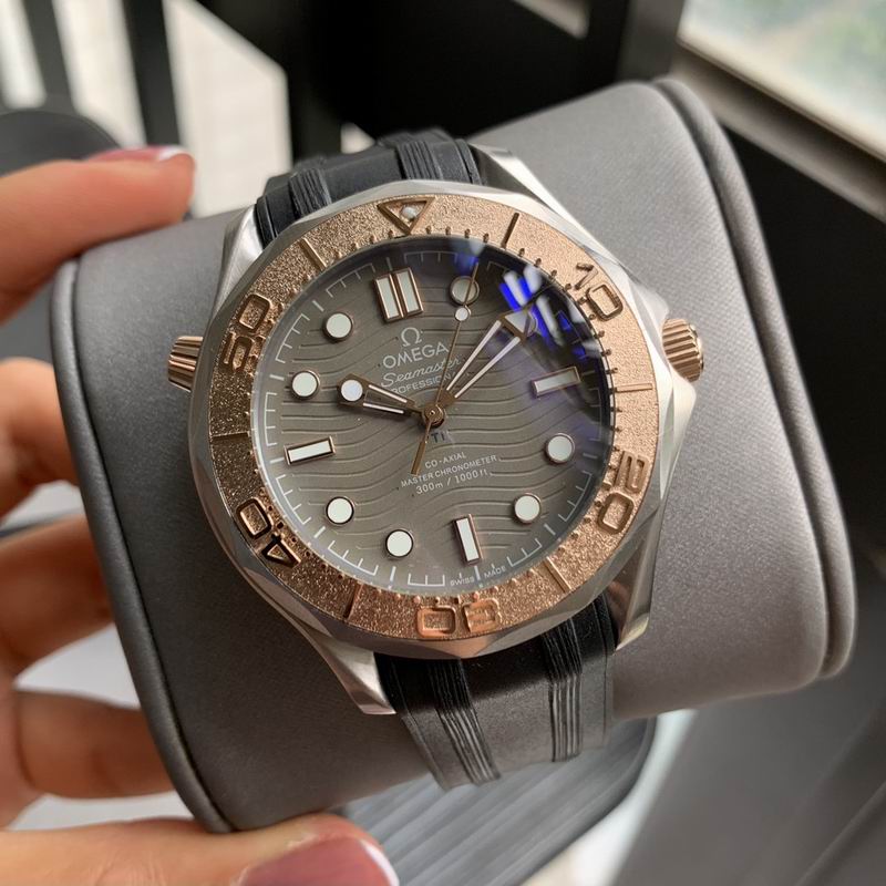 Omega 42mm 15-Seamaster (7)