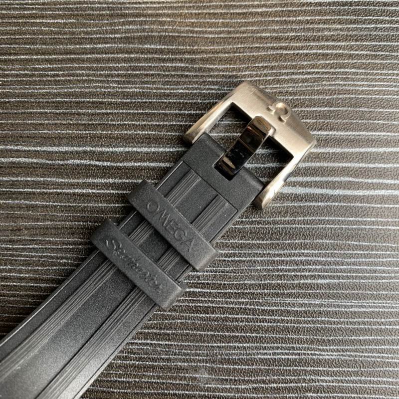 Omega 42mm 17-Seamaster (1)