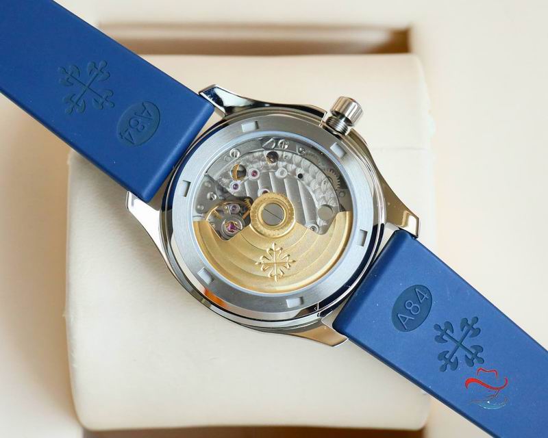 Patek Philippe 35.6mm 30 (2)