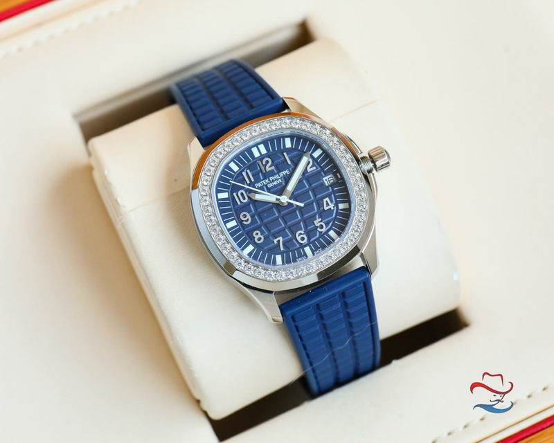 Patek Philippe 35.6mm 30 (5)