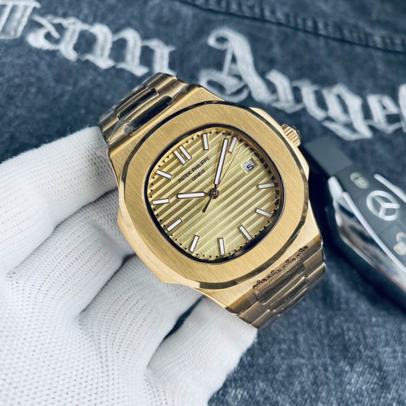 Patek Philippe 40mm 09 (1)