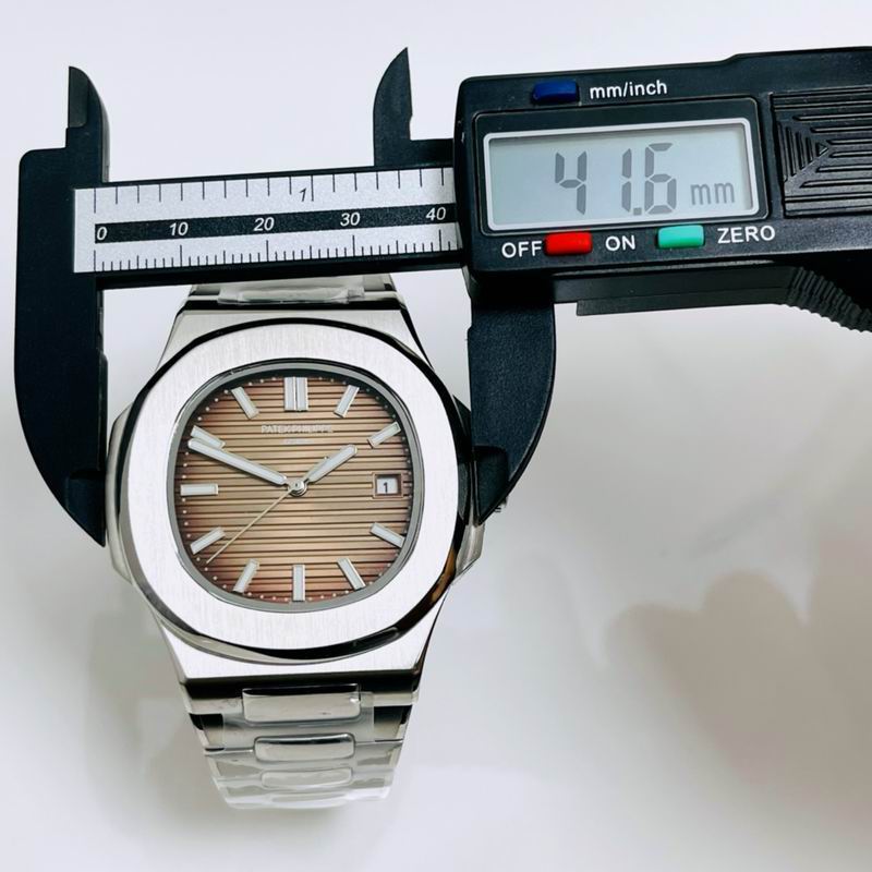 Patek Philippe 41.6mm 07 (4)