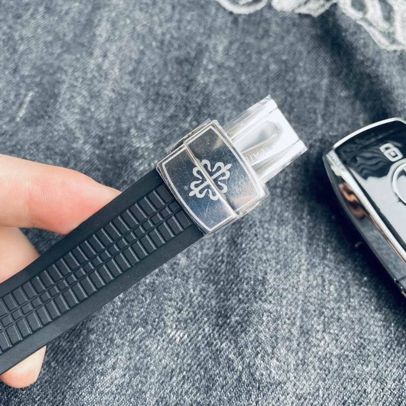 Patek Philippe 42.2mm 23 (2)