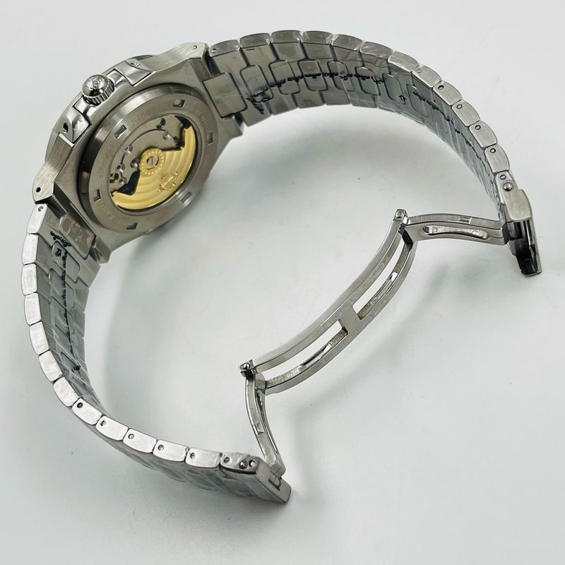 Patek Philippe 42mm 08 (1)