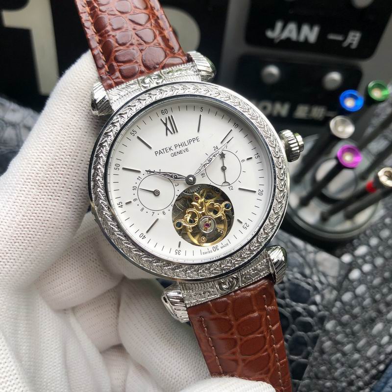 Patek Philippe 42mm 61 (1)