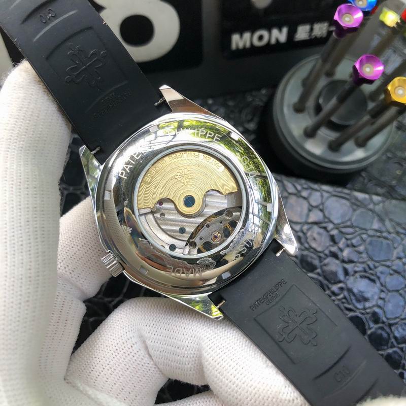 Patek Philippe 42mm 68 (24)