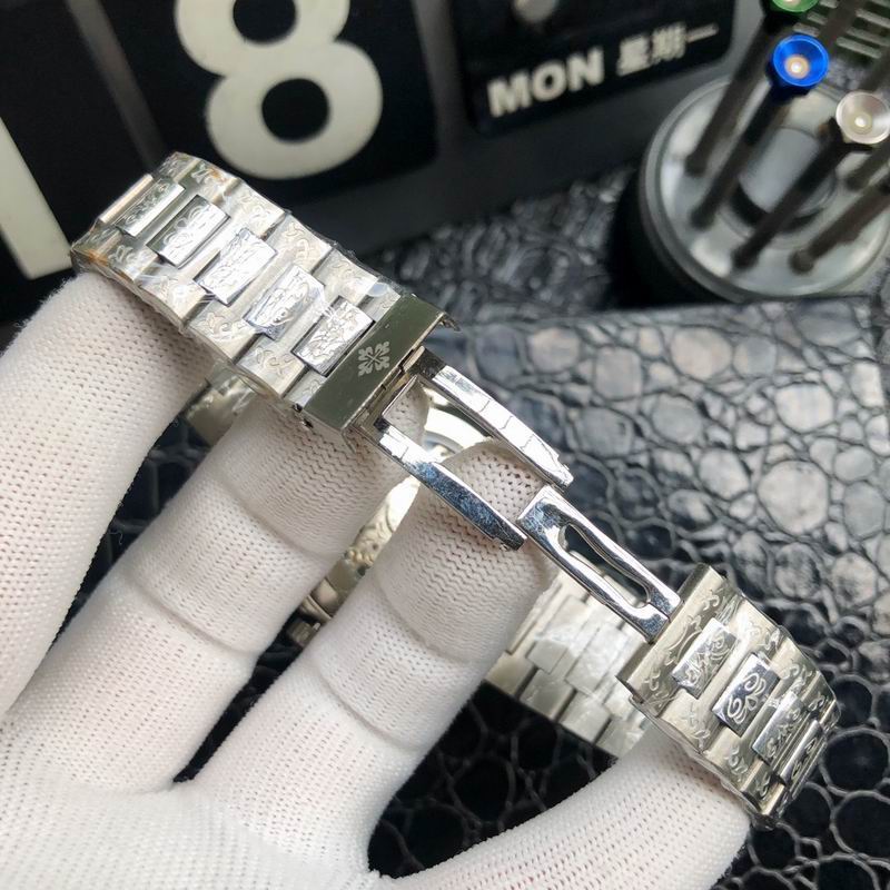 Patek Philippe 42mm 69 (1)