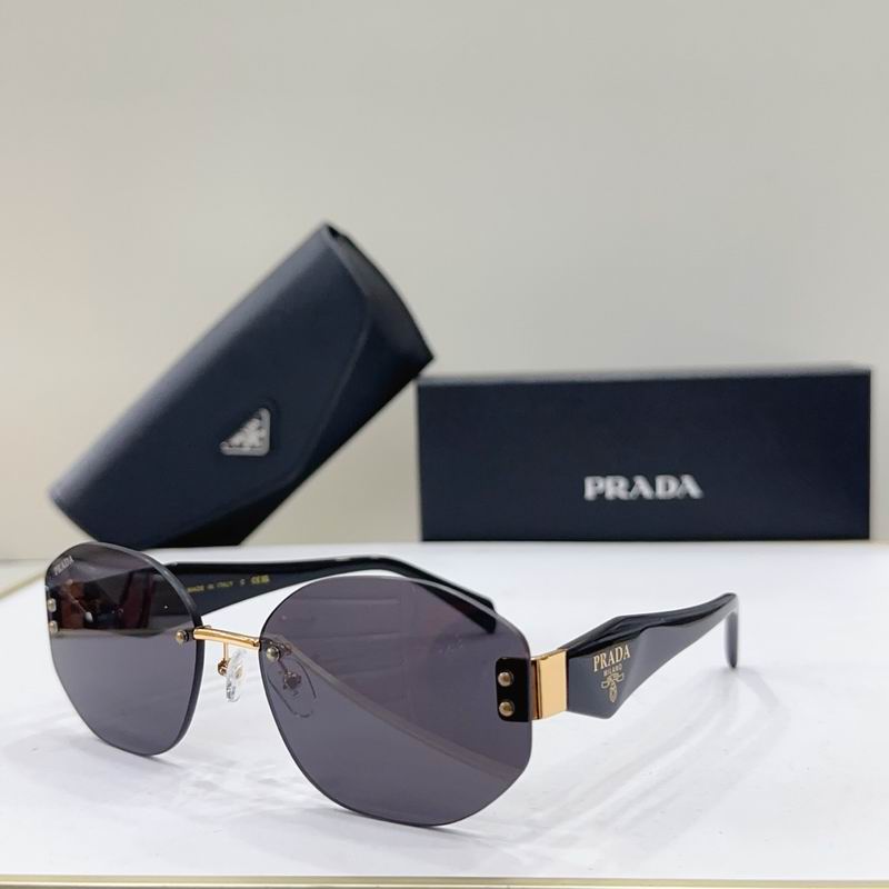 Prada 8GSL28255 62 18 145 G03