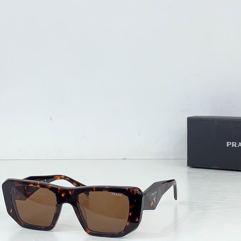Prada 090303 b06