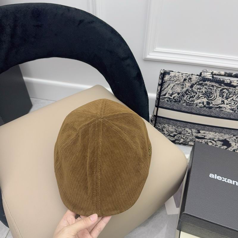 Prada Beret (501)