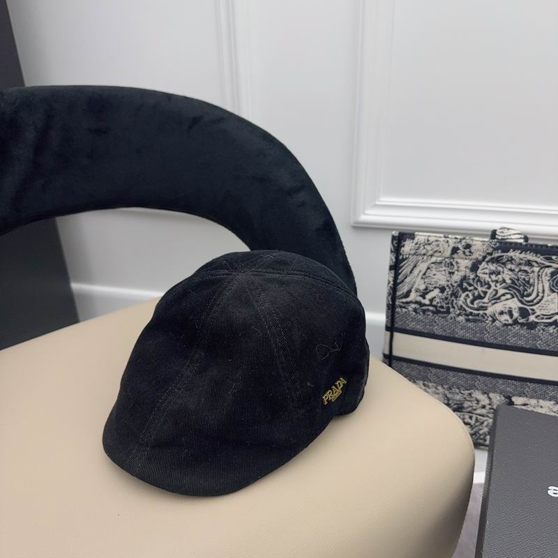 Prada Beret (502)