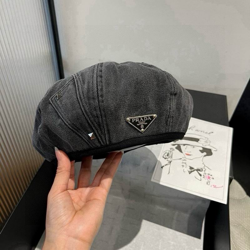 Prada Beret (719)