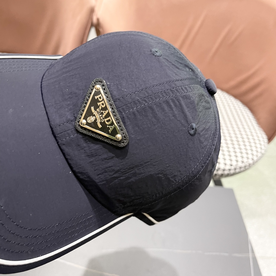 Prada Cap (27)
