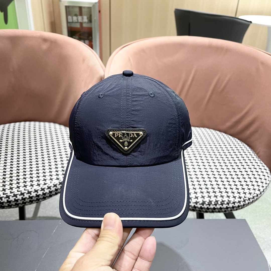 Prada Cap (28)