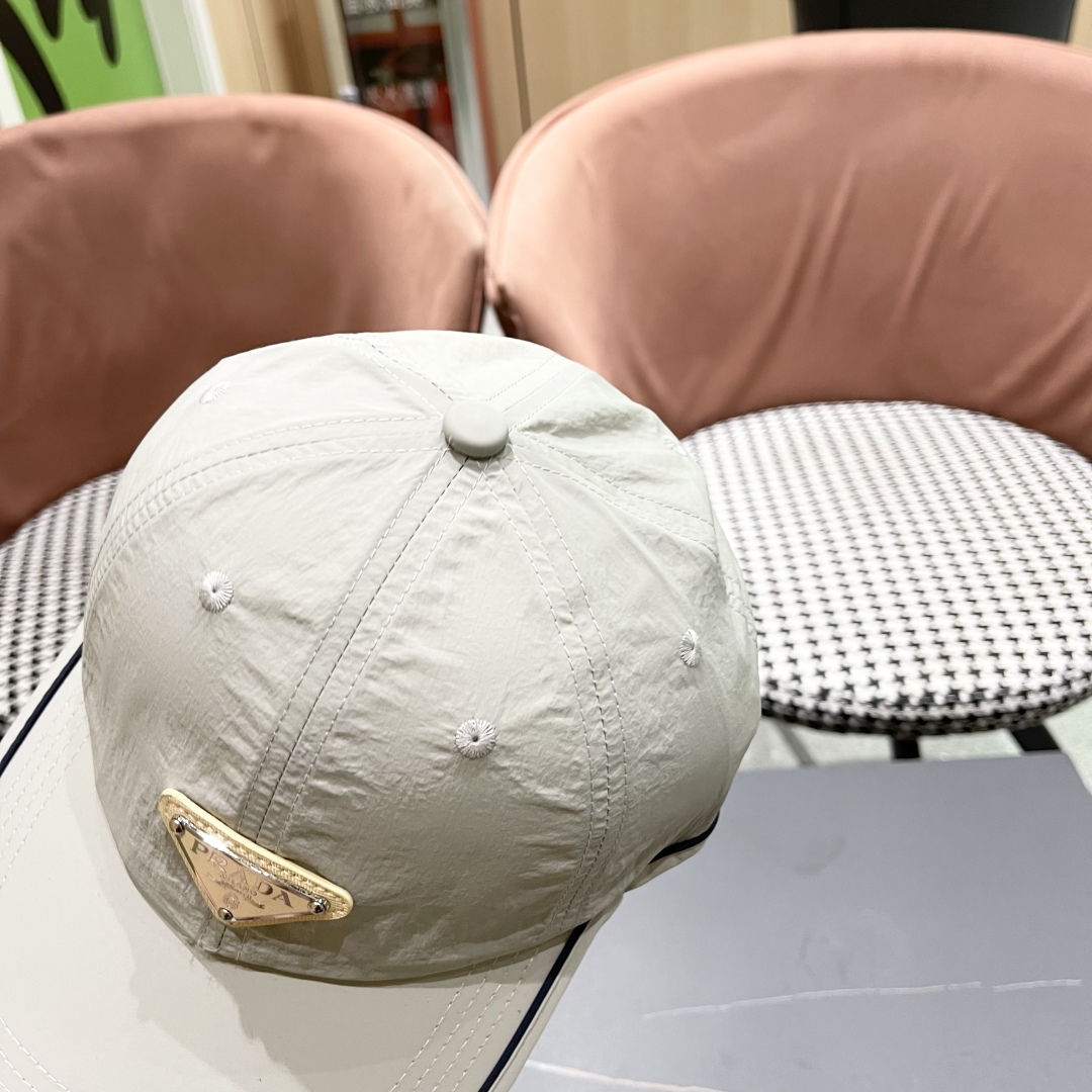 Prada Cap (37)