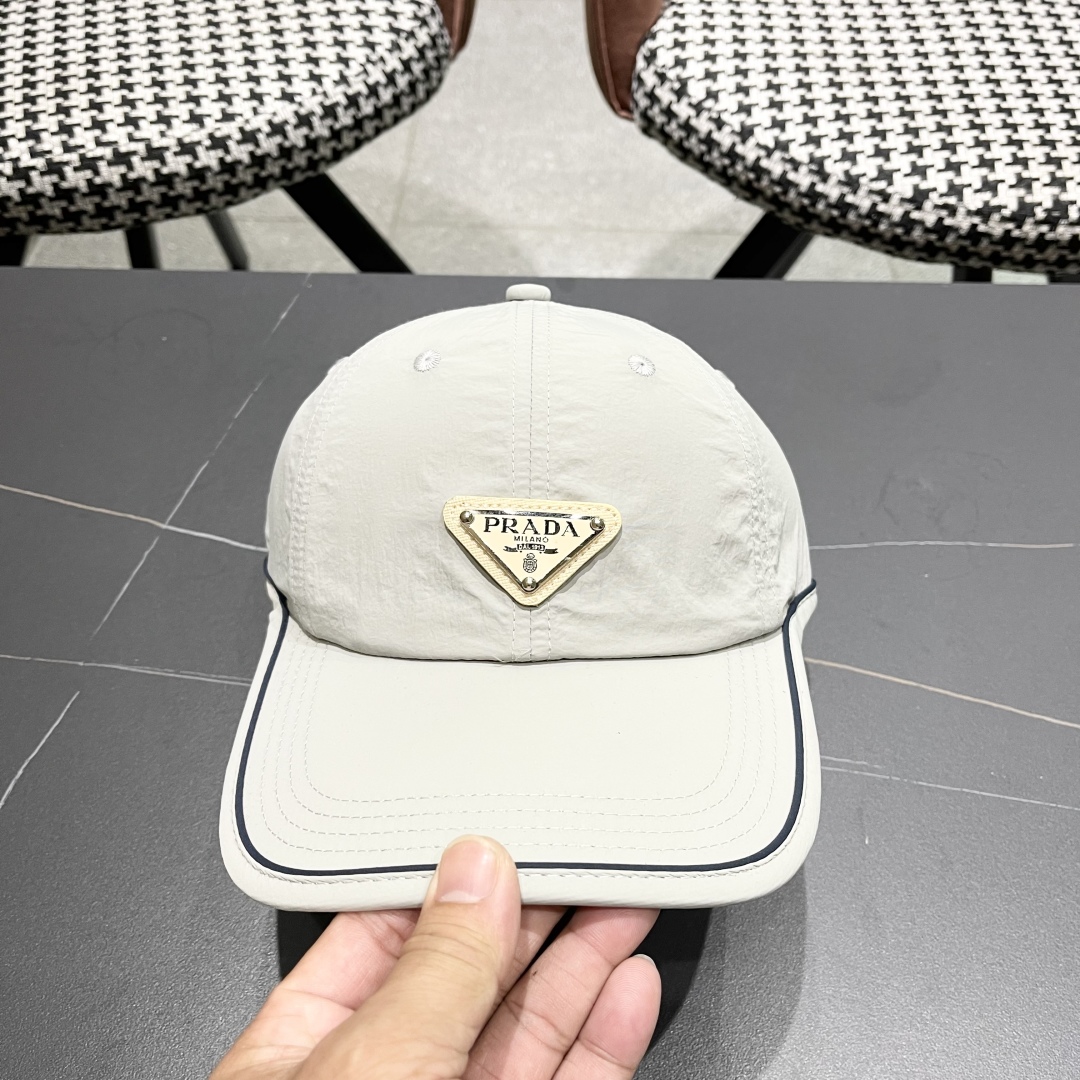 Prada Cap (40)