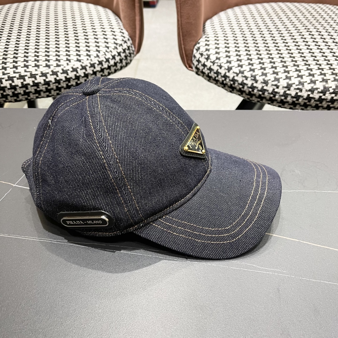 Prada Cap (52)
