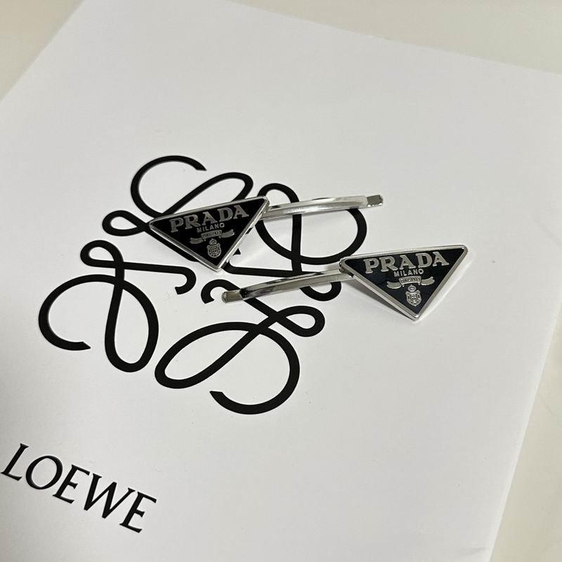 Prada Hairpin (2)