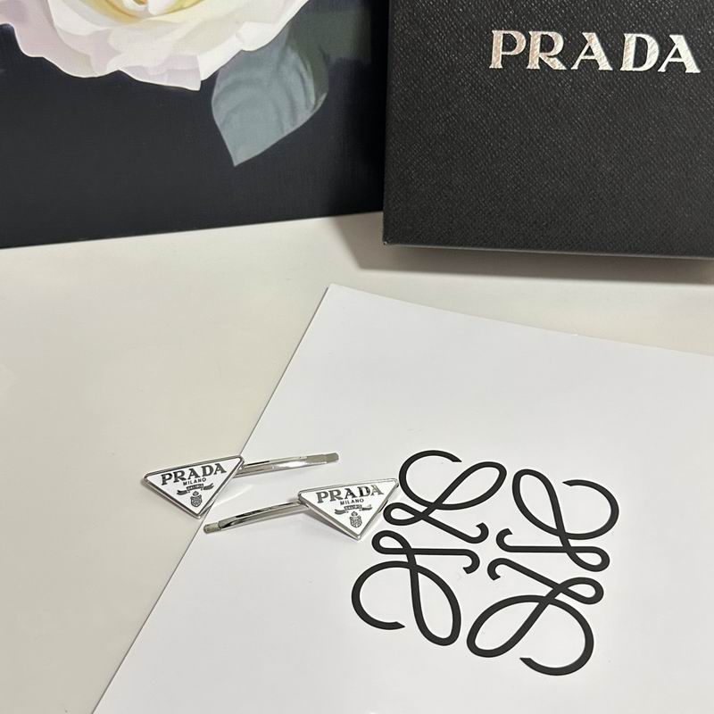 Prada Hairpin (4)