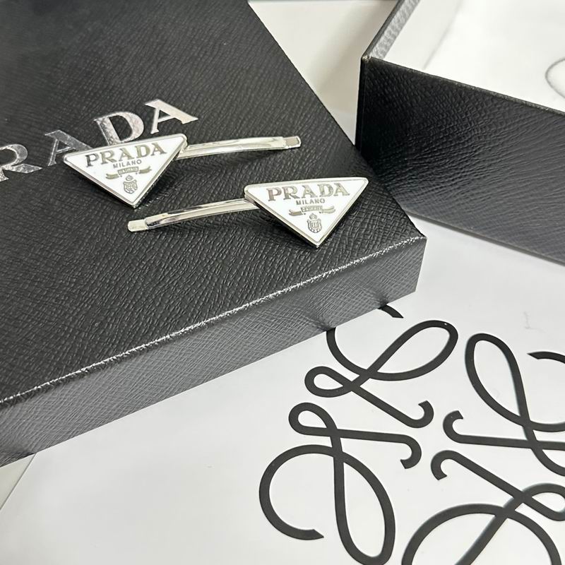 Prada Hairpin (6)