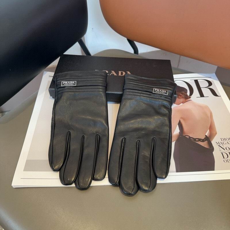 Prada Man Gloves hm (96)