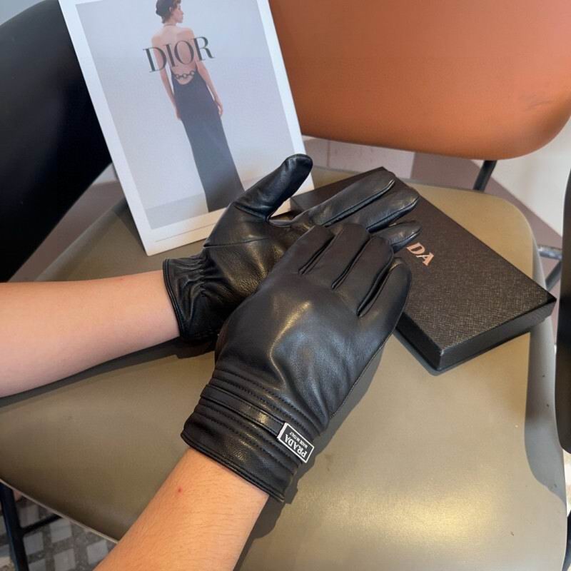 Prada Man Gloves hm (97)