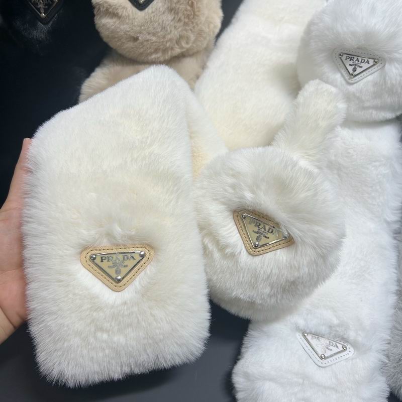 Prada Scarf Earmuff dx (236)