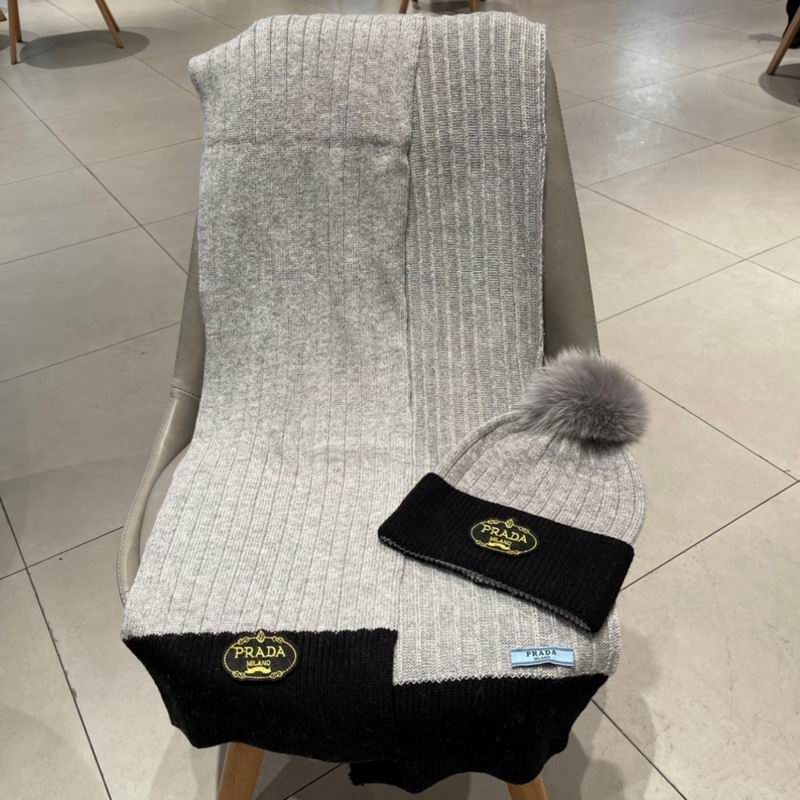 Prada Scarf hat (172)