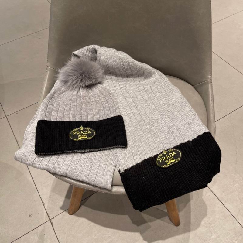 Prada Scarf hat (173)