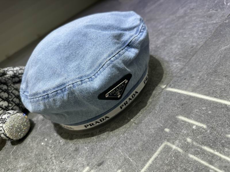 Prada beret dx (229)