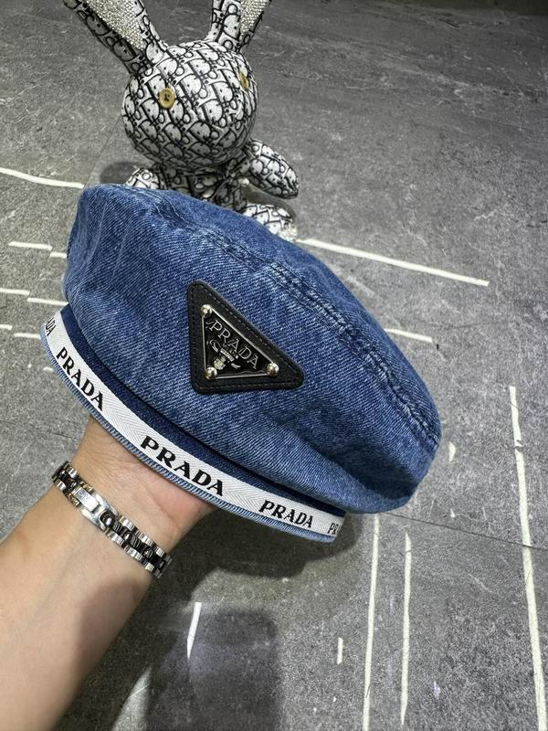 Prada beret dx (234)