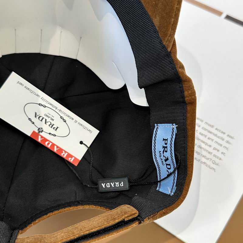 Prada cap dx (452)