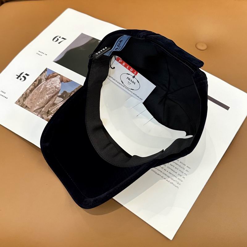 Prada cap dx (482)