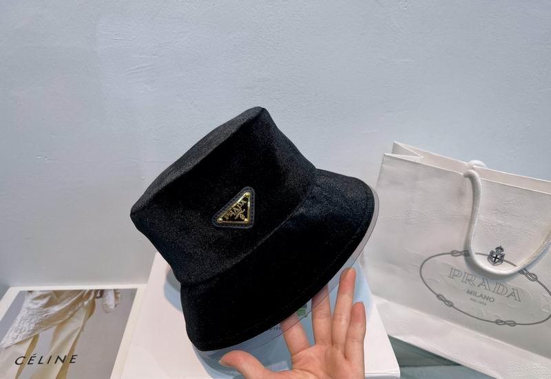 Prada hat (261)
