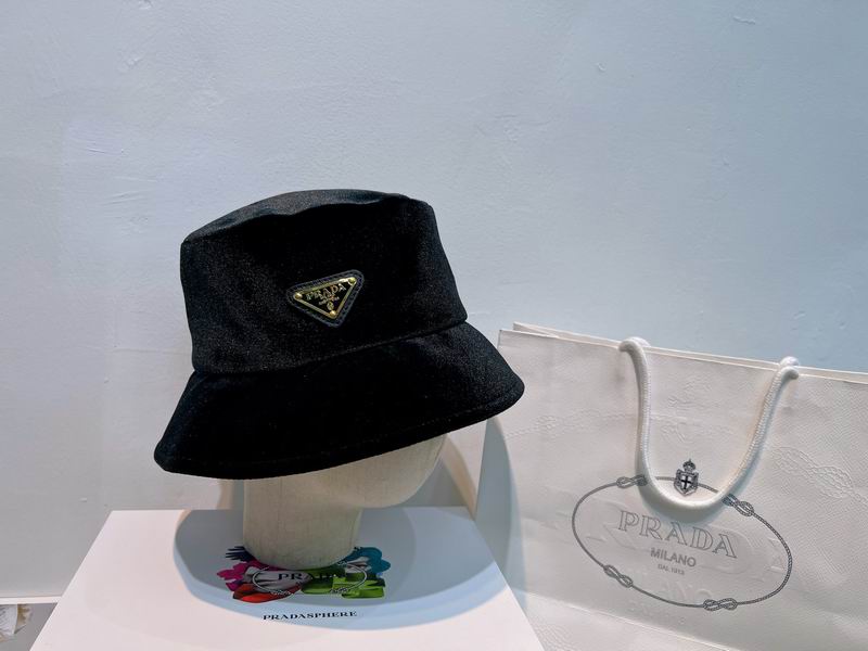Prada hat (262)