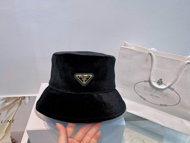 Prada hat (265)