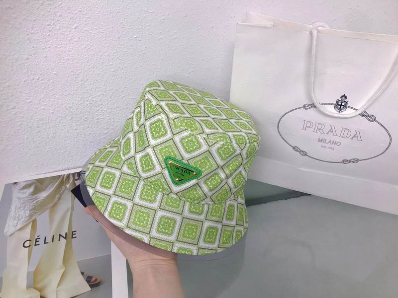 Prada hat (310)