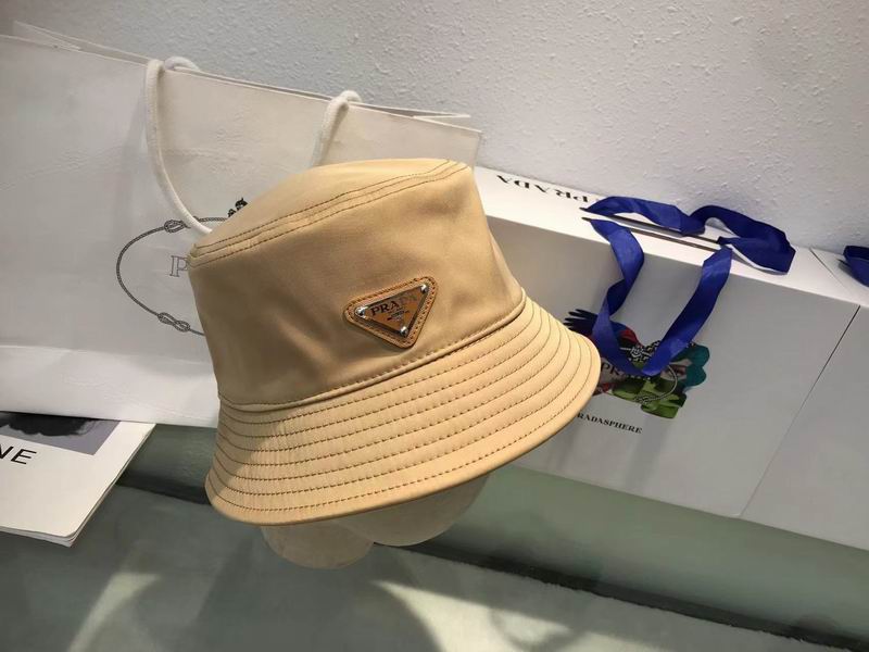 Prada hat (330)
