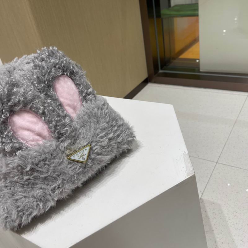 Prada hat (690)