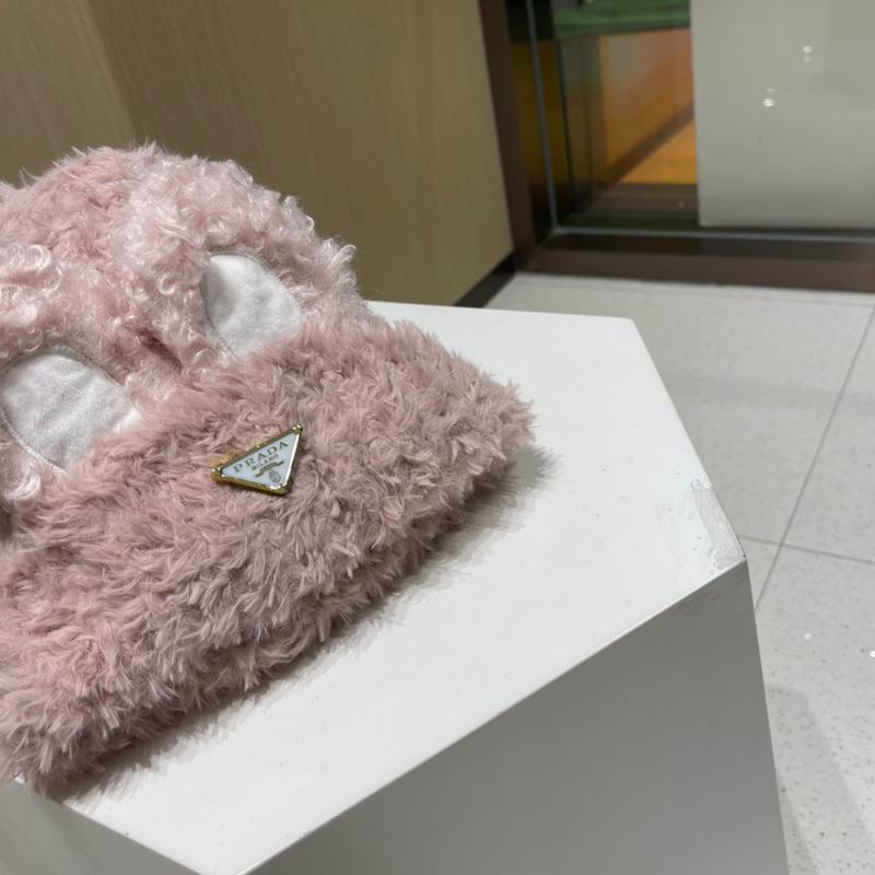 Prada hat (696)
