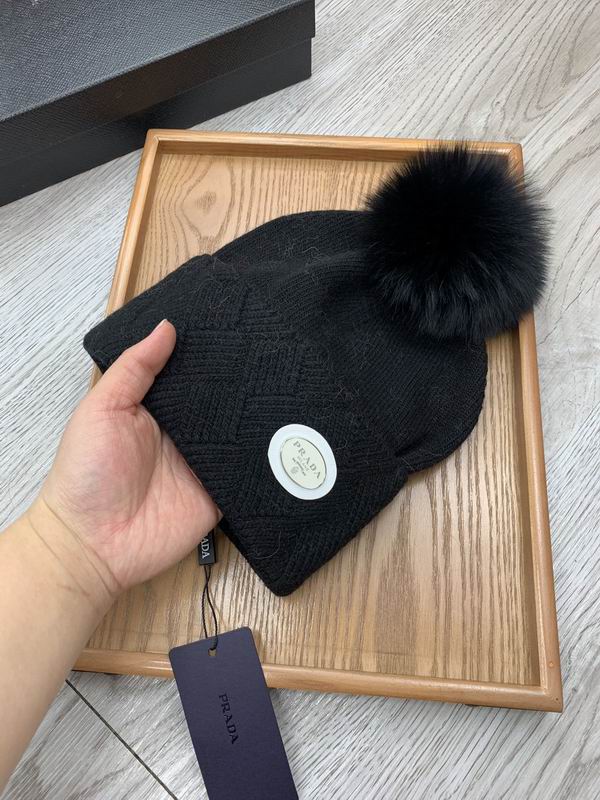 Prada hat dx (491)