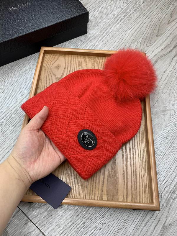 Prada hat dx (500)